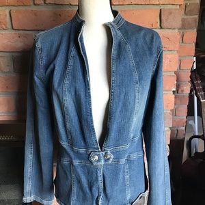 ⭐️ feminine jean jacket ⭐️